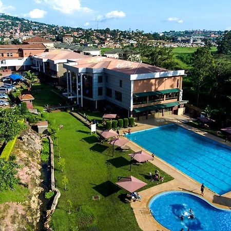 Silver Springs Hotel Kampala Luaran gambar