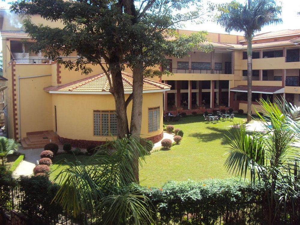 Silver Springs Hotel Kampala Luaran gambar