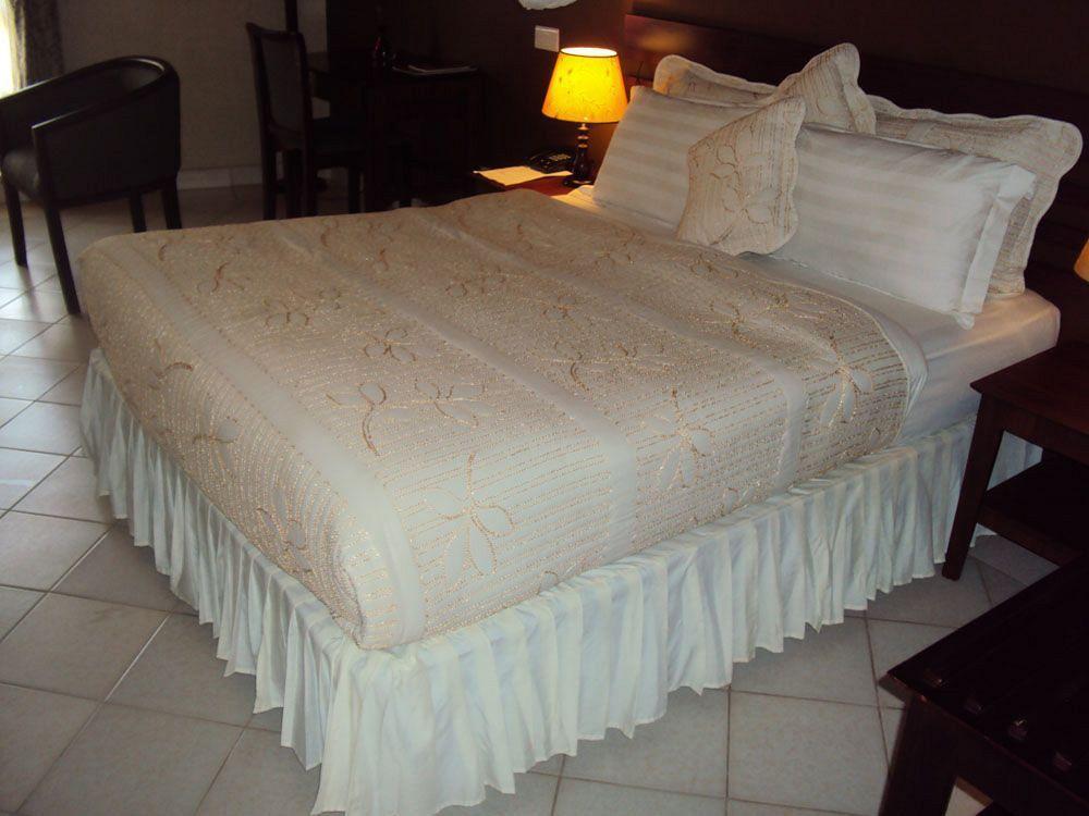 Silver Springs Hotel Kampala Luaran gambar