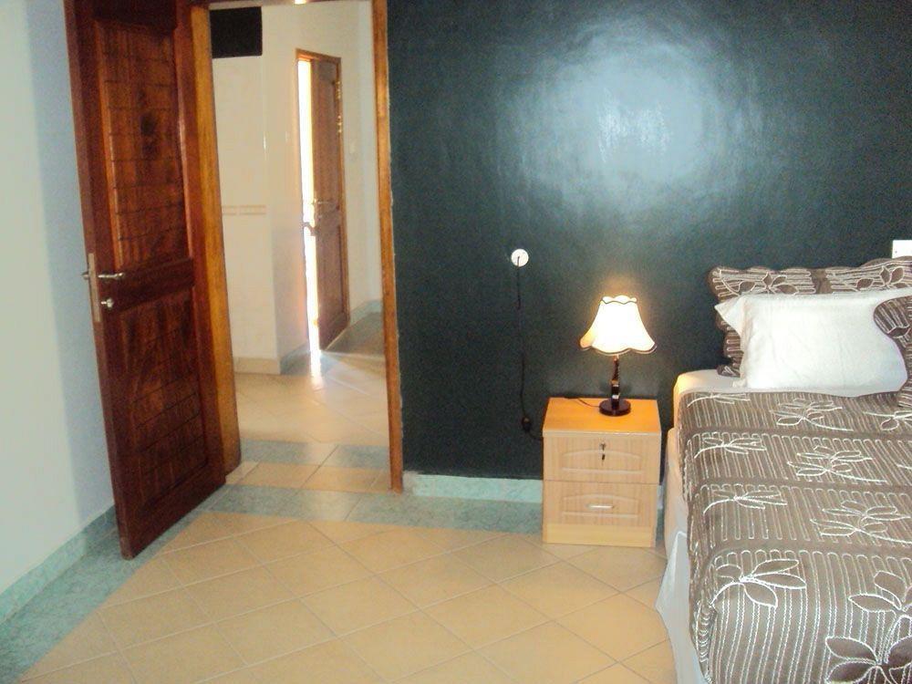 Silver Springs Hotel Kampala Luaran gambar