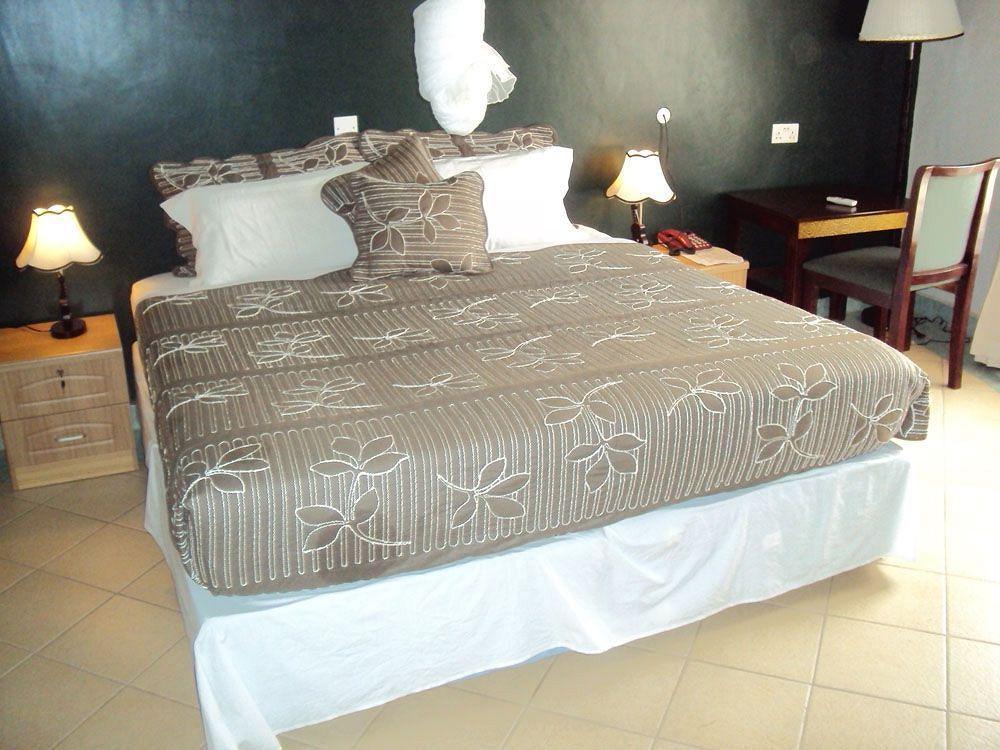 Silver Springs Hotel Kampala Luaran gambar