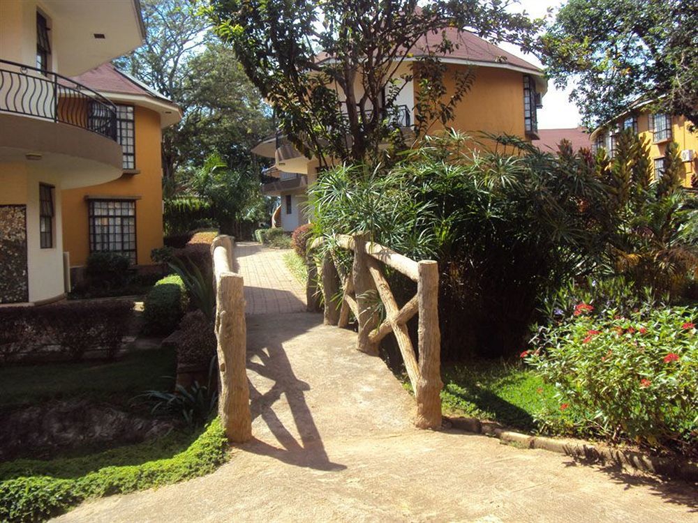 Silver Springs Hotel Kampala Luaran gambar