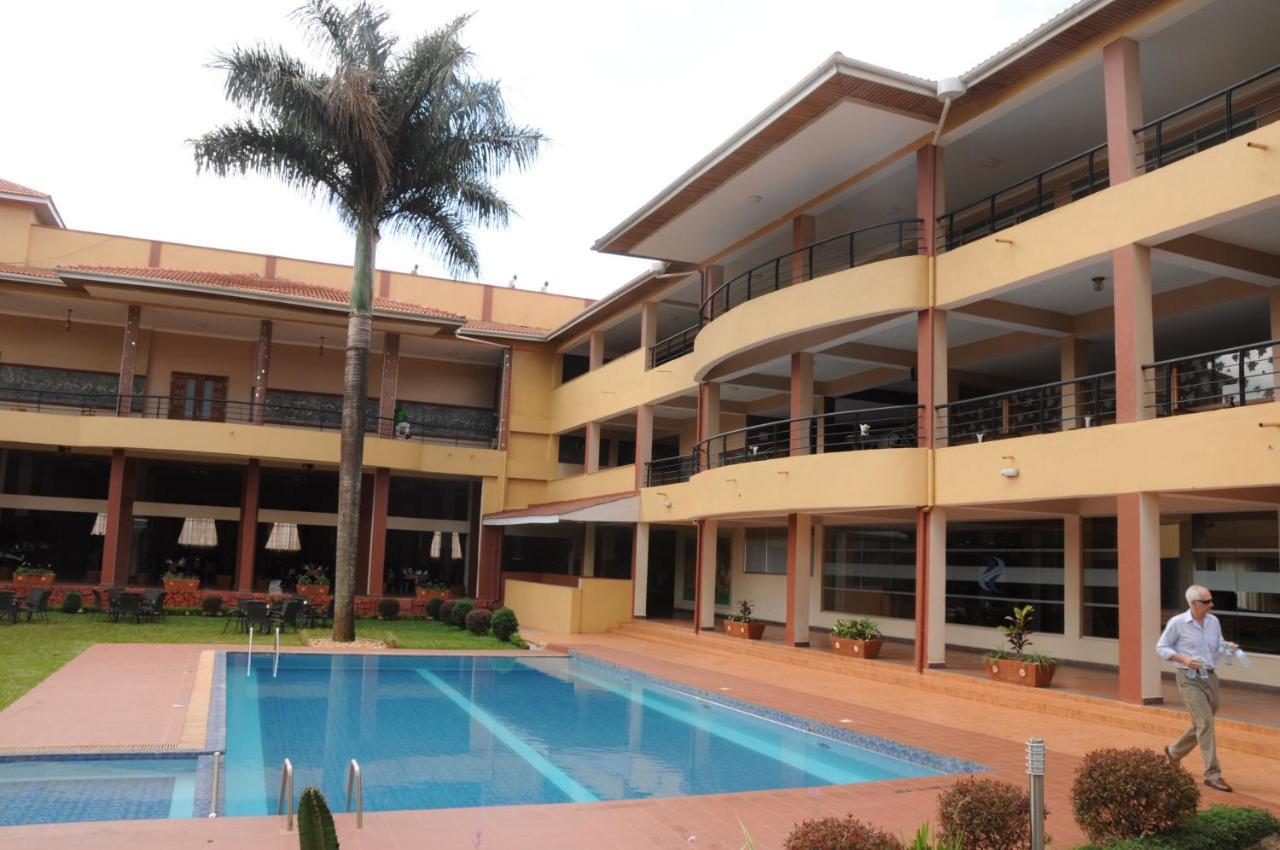 Silver Springs Hotel Kampala Luaran gambar