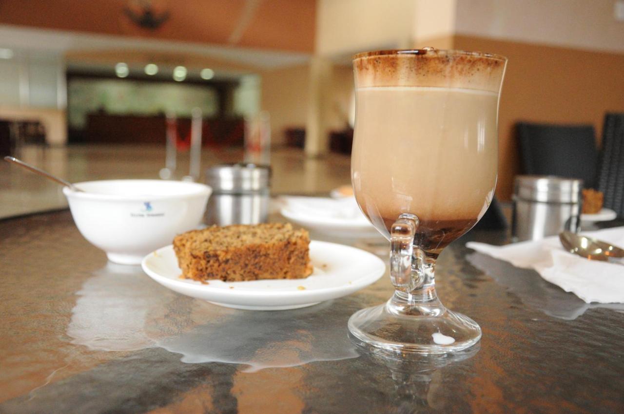 Silver Springs Hotel Kampala Luaran gambar