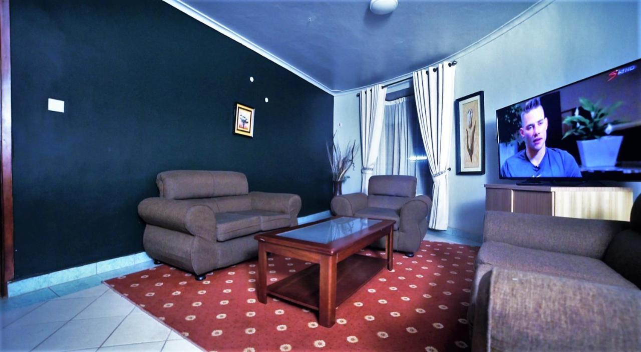 Silver Springs Hotel Kampala Luaran gambar