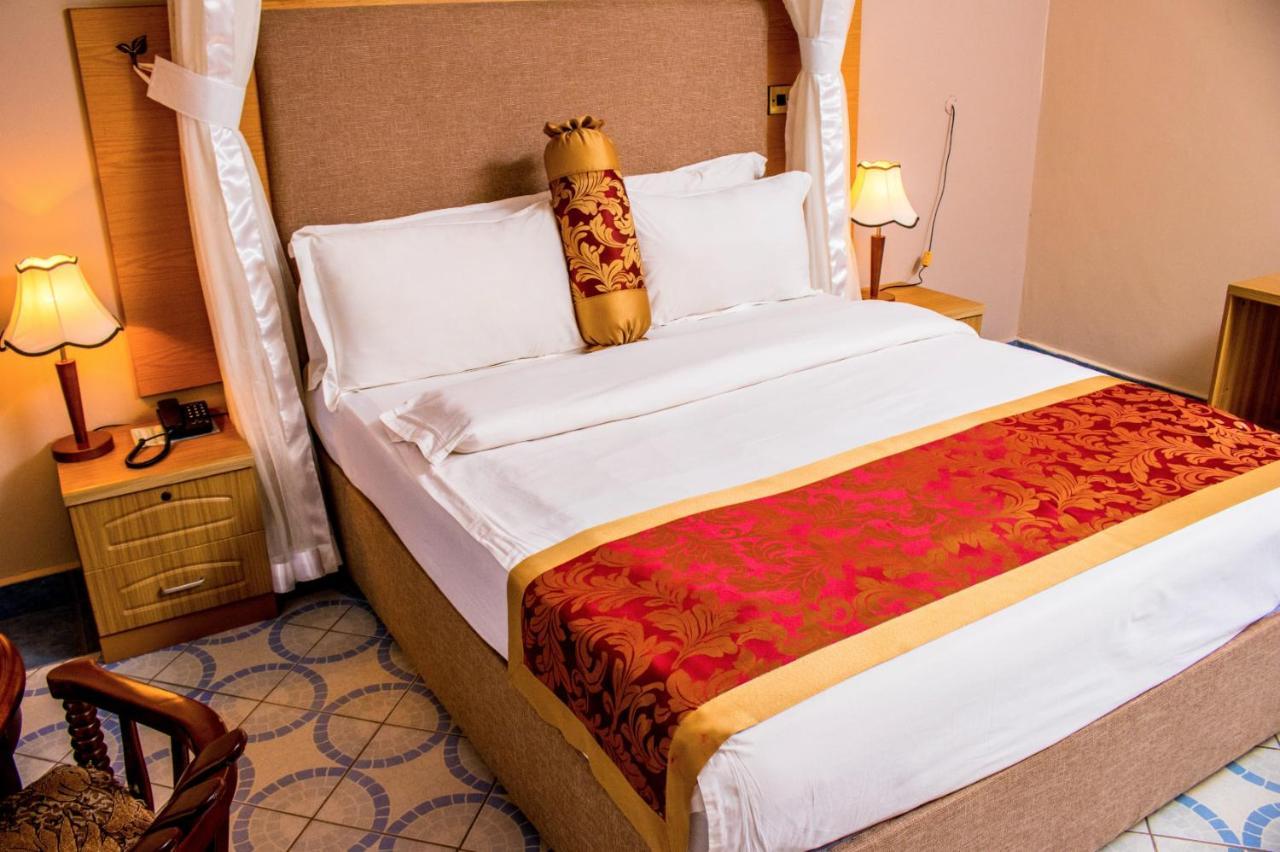Silver Springs Hotel Kampala Luaran gambar