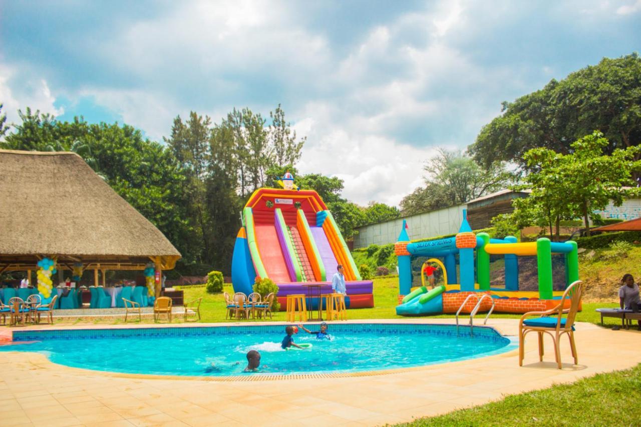 Silver Springs Hotel Kampala Luaran gambar