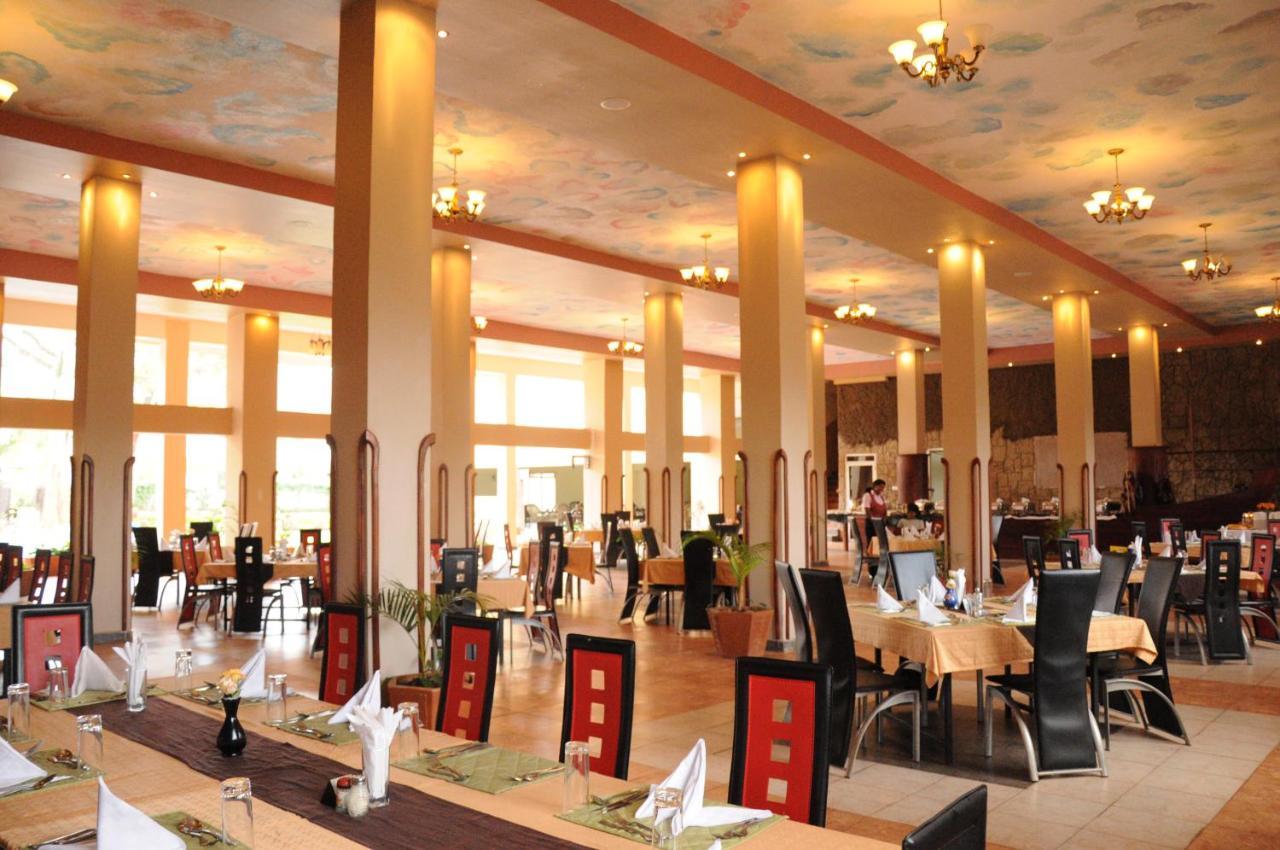 Silver Springs Hotel Kampala Luaran gambar